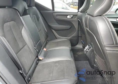 2020 Volvo Xc40 T5 R-Design из США, поврежденный, VIN YV4162UM3L2325100